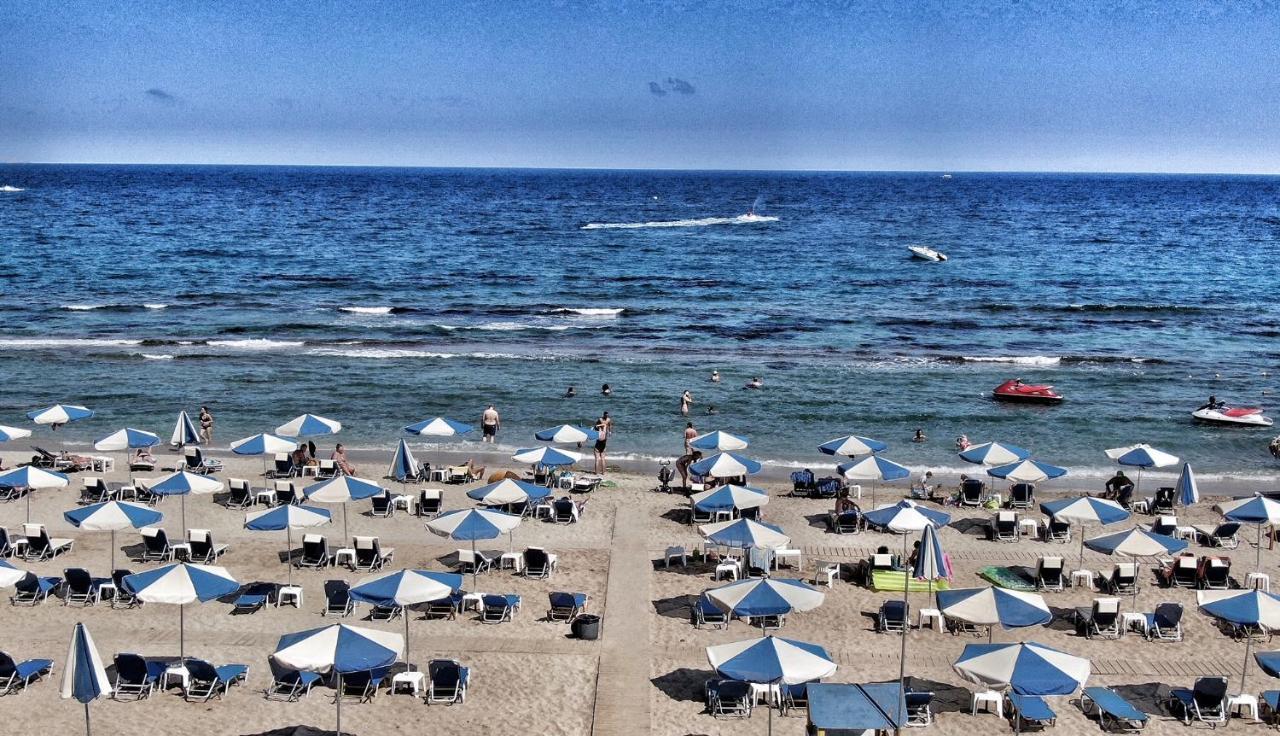 Mikes Beach Lux Херсонисос Екстериор снимка
