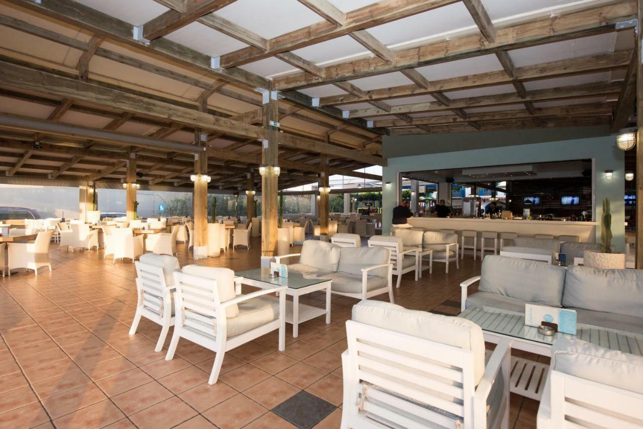 Mikes Beach Lux Херсонисос Екстериор снимка