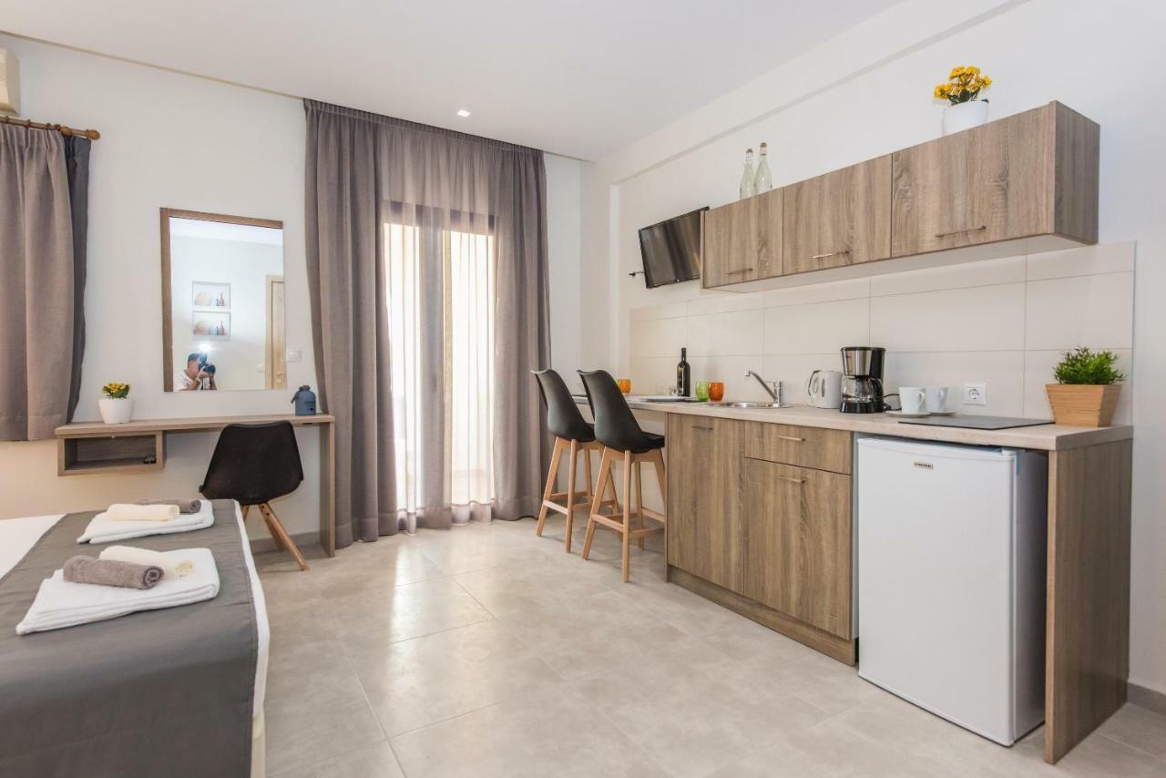 Mikes Beach Lux Херсонисос Екстериор снимка